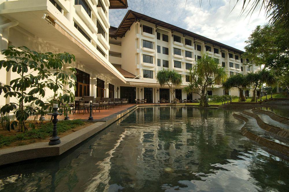 The Club Saujana Resort Shah Alam Esterno foto